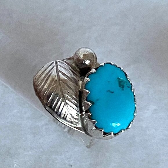 VTG Sterling Silver 925 Dainty Southwest Style Oval Turquoise Leaf Stud Earrings - Picture 6 of 16